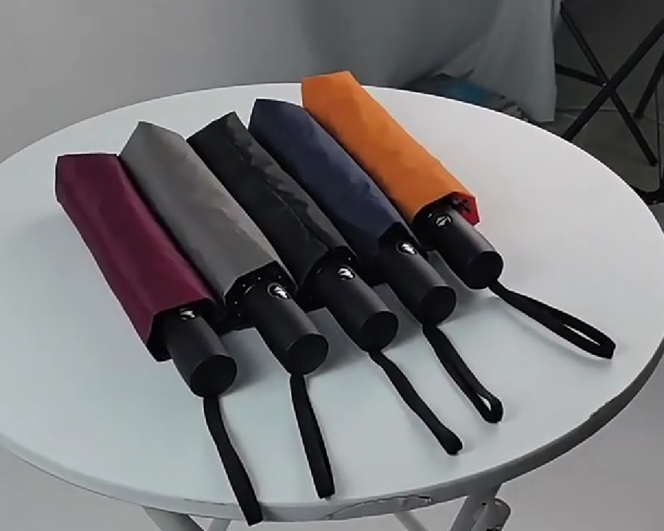 21" Custom Umbrella w Solid-Color Logo: 3-Fold, Fully-Automatic, Windproof